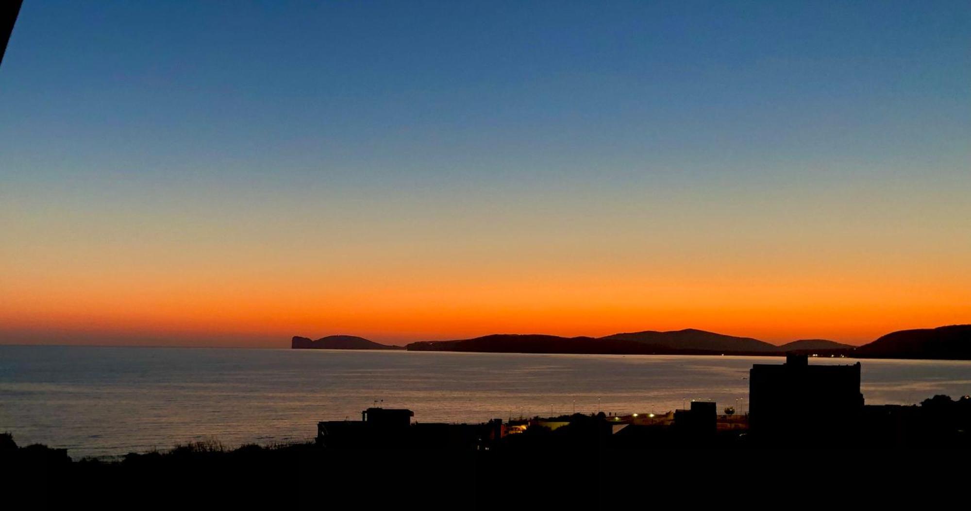 Casa Comoda A Due Passi Dal Lungomare Alghero Exterior foto